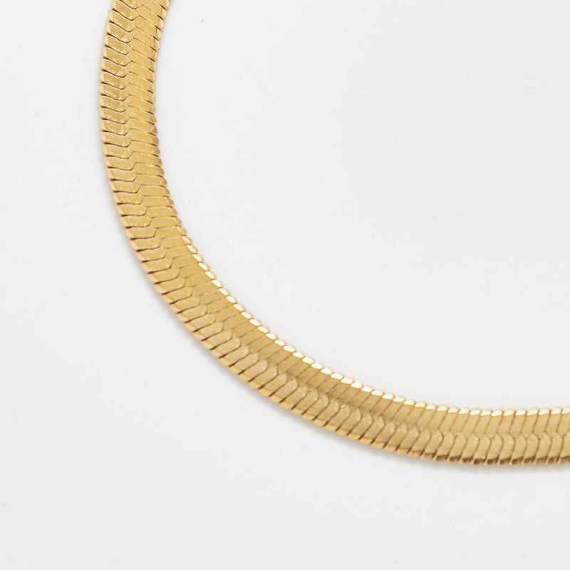 Gold Herringbone Bracelet Detail